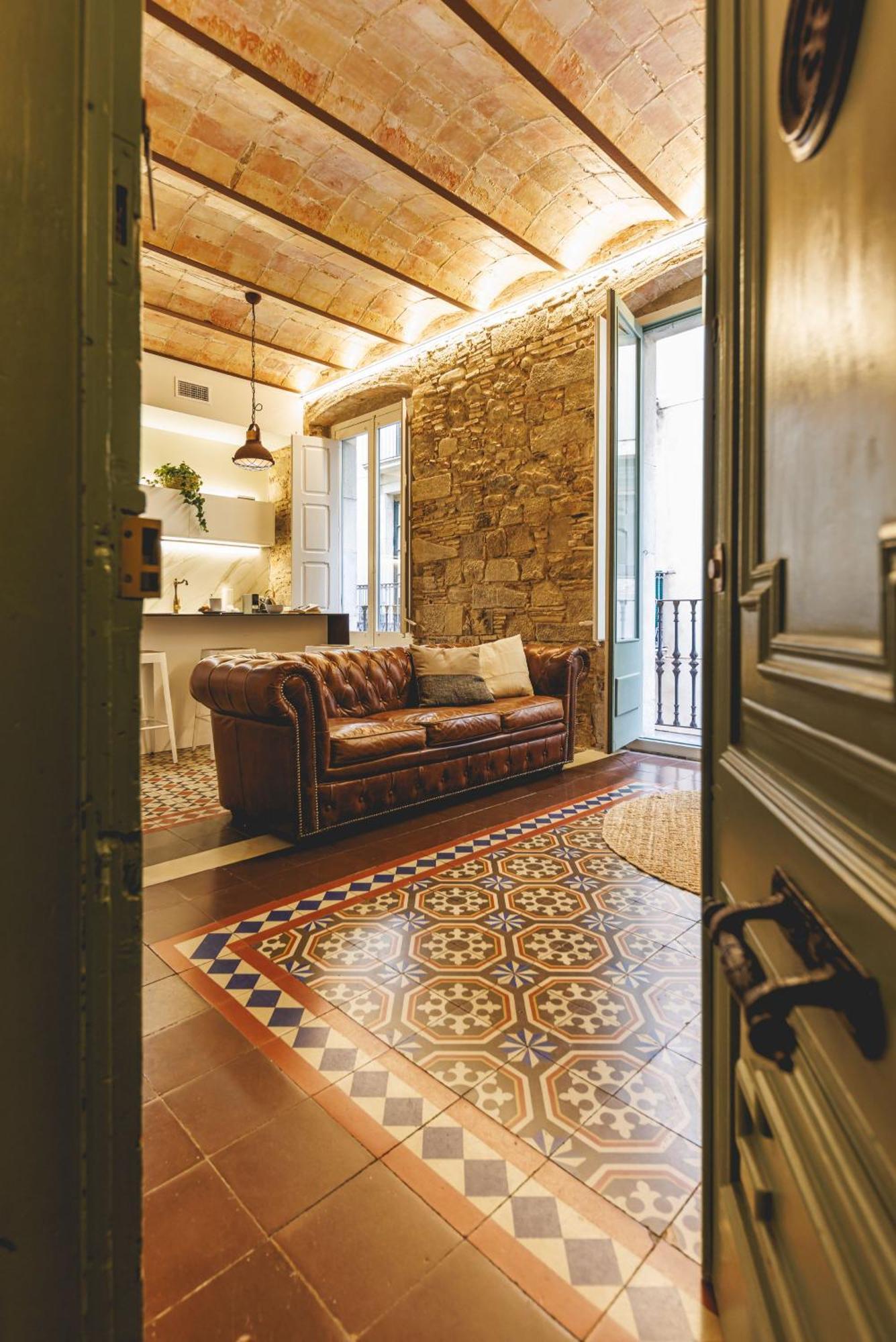 Apartment Bravissimo Mercaders 3, Old Town Oasis